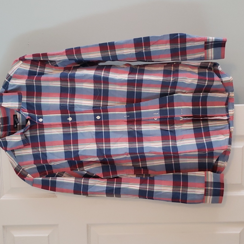Gap, Large, Plaid Classic Fit Button Down